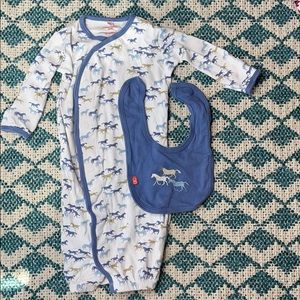 Magnetic Me Sleep Suit with reversible Bib!